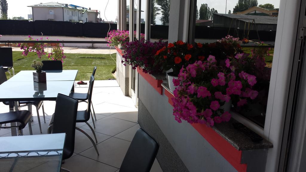 Villa Grand Бітола Екстер'єр фото